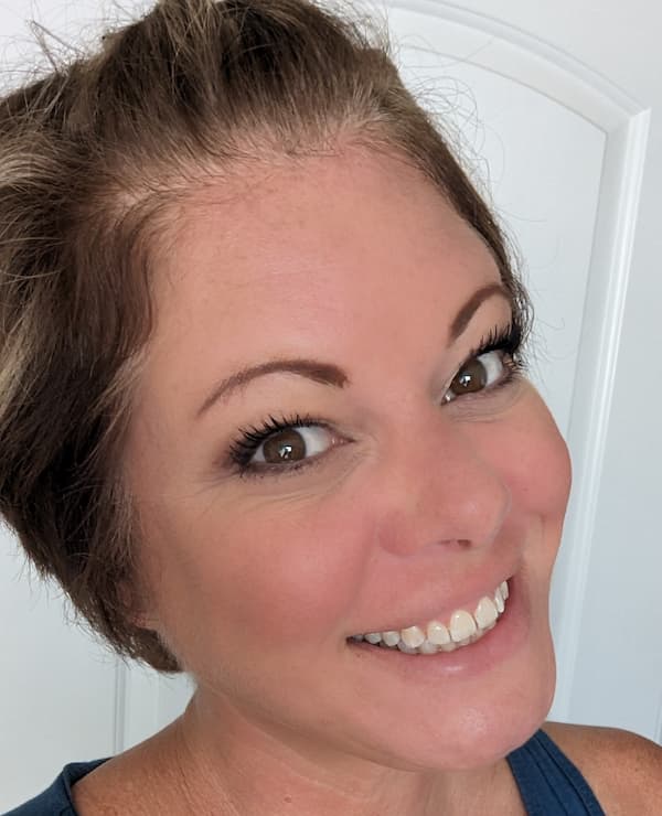 Mindy, owner of Junk In Her Trunk, in Jacksonville, Florida